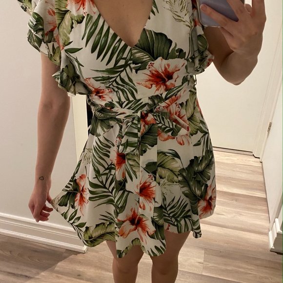 Spring Floral Dress Small - Picture 2 of 3